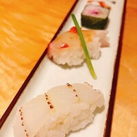 対馬のどぐろとイカ活き造り 博多 魚蔵 都ホテル店 - 