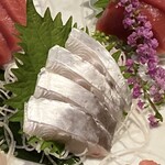 一心 - 銀色に輝く太刀魚は弾力ブリンブリン！Σ(ﾟДﾟ)
                                普段は光り物が苦手な子供たちも「うわ、うんまっ！」と
                                弾力の凄さに驚いてました(*^^*)