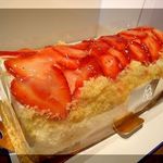 お菓子職人 おとべ - いちごロール