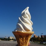 青森県漁連アスパム直営店 - ほたてソフト　300円