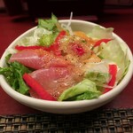 鳥元 - ・季節野菜の生ハムサラダ