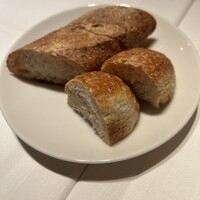 カンブーザ - チャバタ＆オレガノ入りフォカッチャ