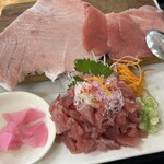 みなと市場 小松鮪専門店 - 