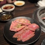 焼肉酒家 傳々 - 