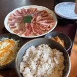 炭火焼肉 花炎亭 - 