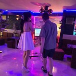 海鮮 イタリアンバル ルチアーノ - カラオケを熱唱する従兄弟