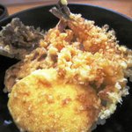 芝浜(我孫子/天ぷら・家庭料理・居酒屋) - （ランチ）えび天丼　850円