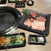 近江うし焼肉 にくTATSU 渋谷店 - 