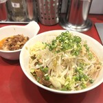 豚らーめん ミドリカワ - 濃厚ミニ940円・ちょい辛肉120円