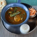 Thee Tiffin - 
