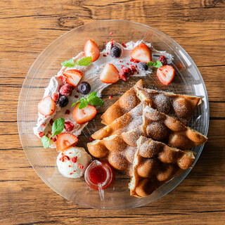 米粉のストロベリーパッフル