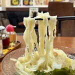 隆昌美食 - 「冷やしつけタンタン刀削麺」の麺
2025年8月18日