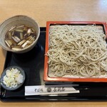 そば処長岡屋 - 比較用に左下500円玉あり