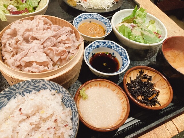 Goraku - Tachikawa Kita/Izakaya (Japanese style tavern) | Tabelog