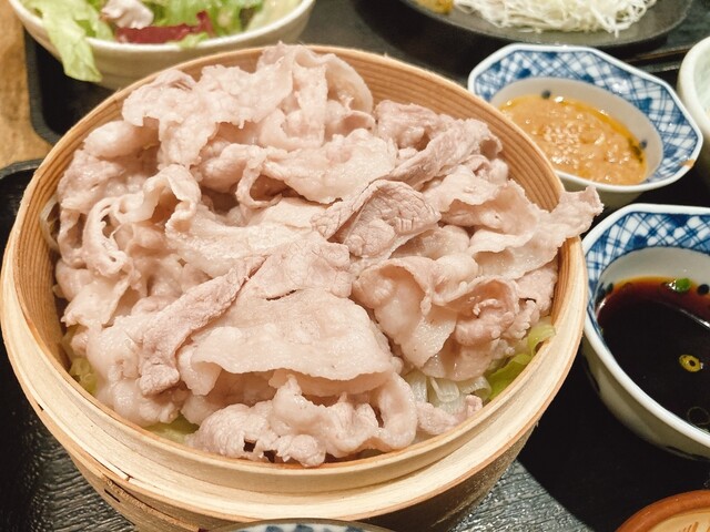 Goraku - Tachikawa Kita/Izakaya (Japanese style tavern) | Tabelog