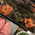 KAMECHIKU - キムチ盛り合わせ 580円