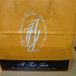 イルフェジュール - 奇麗な袋に入れてくれます。