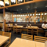 よかたい - 店内