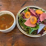 sov - スープとサラダ