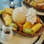 eggg Cafe 小平本店 - 