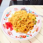 味楽 - パラパラ寄りに、じっくりと火を入れて仕上げてくれる"ドライカレー"。