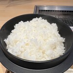 焼肉食堂まんぷく - おかわり1杯目！無論大盛！