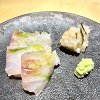 TTOAHISU - ④甘鯛の昆布締め　玉ねぎ・新生姜のソース
