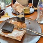 フラワーカフェ BLOOMY'S - 