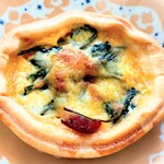 パン パティ ららぽーと福岡店 - ほうれん草とベーコンのキッシュ