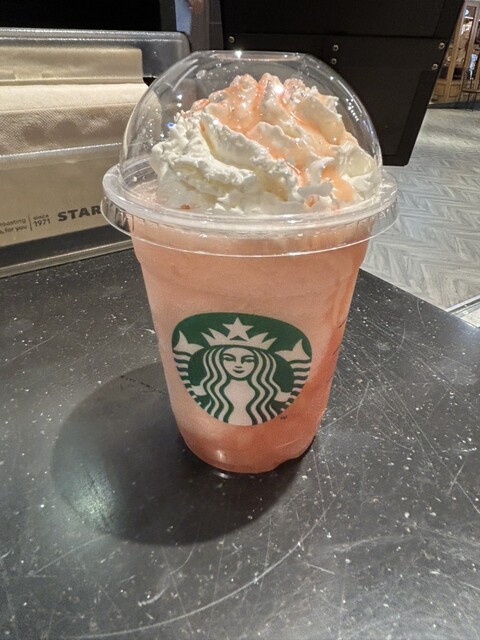 STARBUCKS COFFEE Shinjukuku Sabunado Ten photo 3