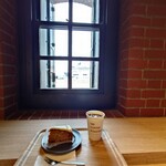 UNI COFFEE ROASTERY - 