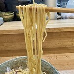 麺饗庭 必道 - 低加水ストレート細麺