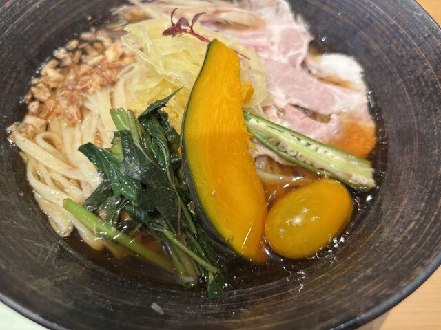 虎ノ門ヒルズ期間限定(8/12～23)出店でニボコン(煮干し昆布水