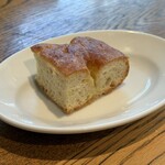 青いナポリ - パスタランチのフォカッチャ