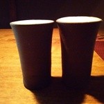 o・mo・ya - 陶器の器に注がれた『アサヒ スーパードライ』で乾杯～～♪(^o^)丿