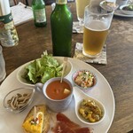 スパニッシュバル＆カフェ ニュートラル - 