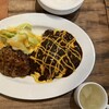 サバービア - ハンバーグ＆黒カレーライス 1880円