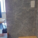 EINS coffee - この位置ならコンセントもありました