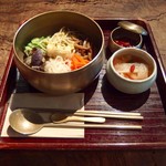 素夢子 古茶家 - 精進ビビンバ(980円)
　