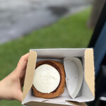 スターバックスコーヒー - シナモンロールだ好きだぞ