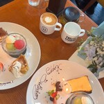 TWELVE GARDENS BAR&GRILL - 