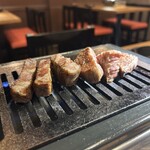 お肉一枚売りの焼肉店 焼肉とどろき - 
