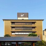 和田金 - 店舗外観