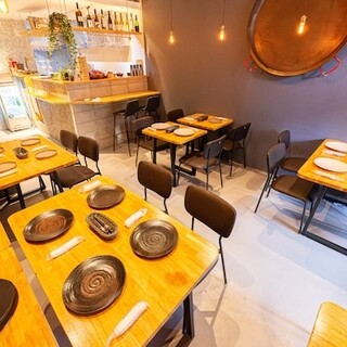 スペイン人スタッフとの交流も楽しめる、心安らぐ温かな体験を