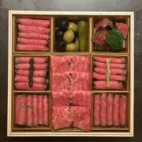 黒毛和牛牝牛　窯焼きローストビーフづくし