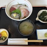 堂ヶ島食堂 - 【海鮮漁師丼:小サイズご飯250g(1815円)】