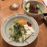 炭焼地鶏 やんべ - 長芋の短冊　梅きゅう