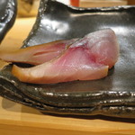 器楽亭 - 鯖、藁で燻して