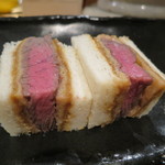 器楽亭 - 和牛ランプのカツ・サンド