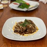 神田つり食堂 サクラ - 牛バラ赤ワイン煮込み